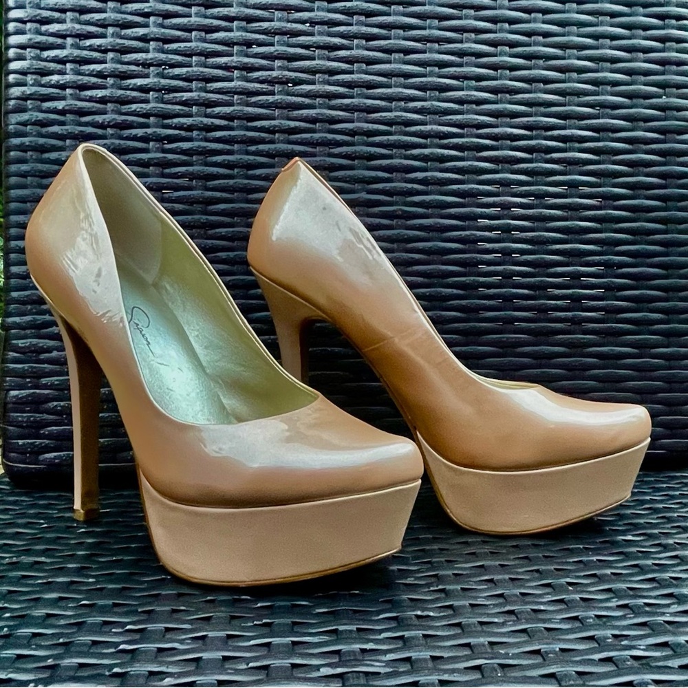 GUC Jessica Simpson Genuine Leather Patent Platform Pearlized Heels